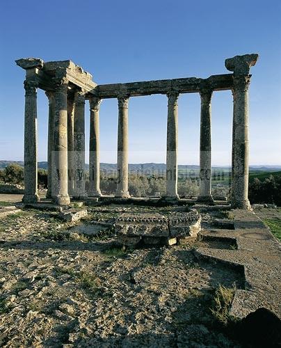 architecture antique;antiquite;romain;dougga;temple;caelestis