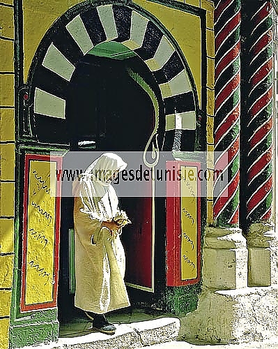 architecture musulmane;Hammam;medina;tradition;tunis;souk;porte