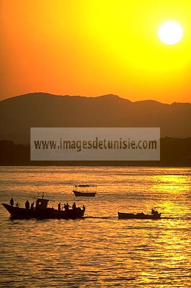 hammamet;mer;barque;peche;pecheur;