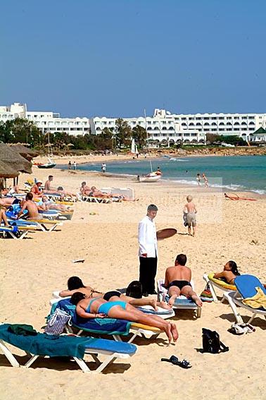 hammamet;plage;balneaire;baignade;touristes;tourisme;