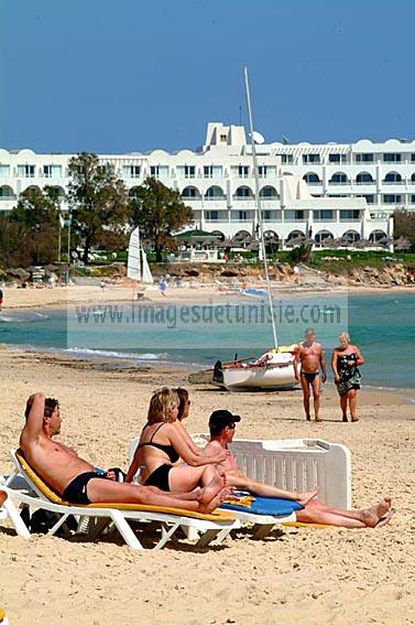 hammamet;plage;balneaire;baignade;touristes;tourisme;