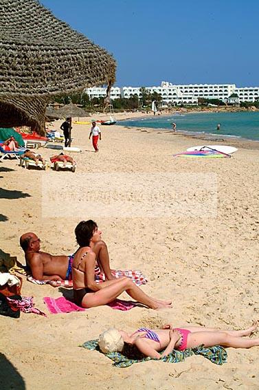 hammamet;plage;balneaire;baignade;touristes;tourisme;