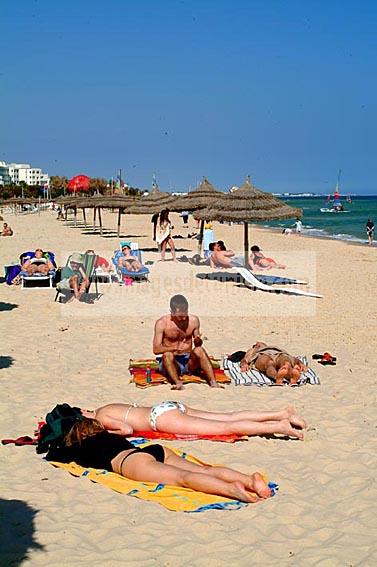 hammamet;plage;balneaire;baignade;touristes;tourisme;