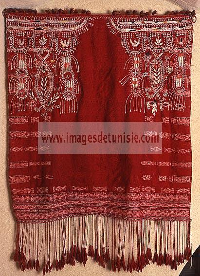 culture;musee;Muse;patrimoine;tourisme;bouficha;ken;village;ken;costume;tapis;decoration;ATP;