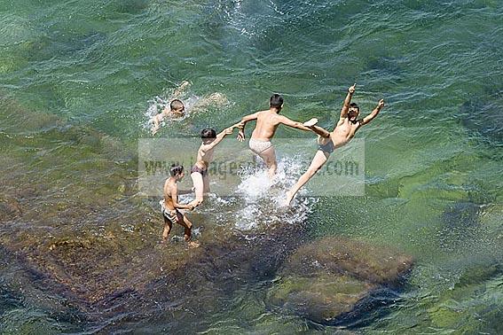 korbous;cap;bon;thermalisme;plage;mer;balneaire;montagne;