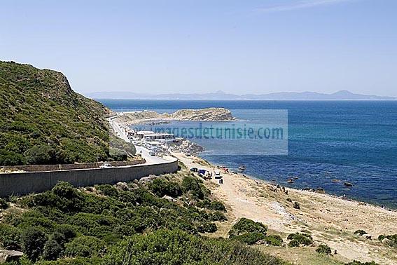 korbous;cap;bon;thermalisme;plage;mer;balneaire;montagne;