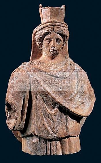 antiquite;nabeul;statue;statuette;thinissut;terre cuite;sanctuaire;romain