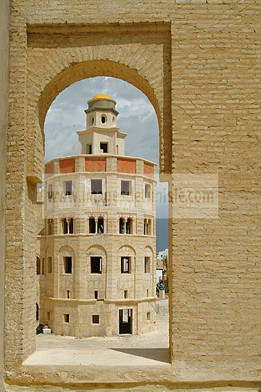 yasmine;hammamet;tourisme;medina;tour;rempart;enceinte;