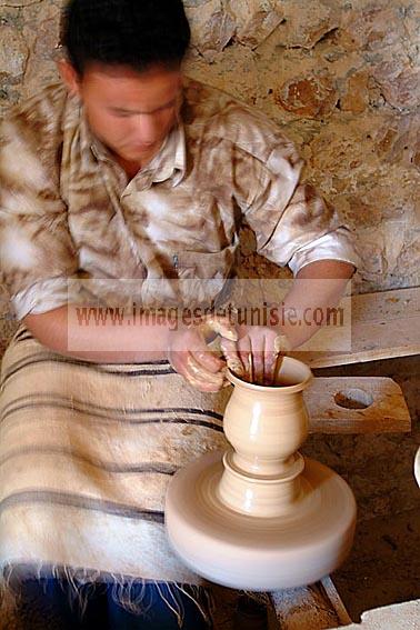 art;artisanat;potier;poterie;ile;musee;Muse;tourisme;djerba;jerba;architecture;musulmane;atelier;artisan;