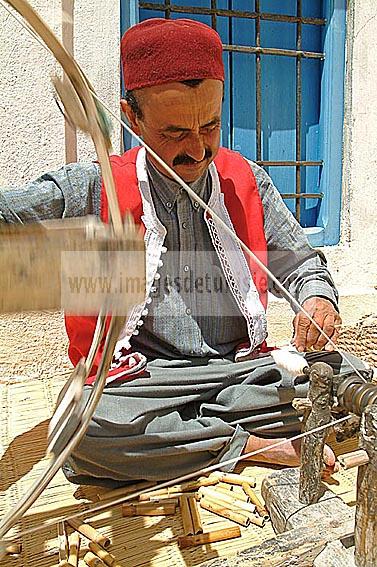 jerba;ile;djerba;explore;djerba;tourisme;Muse;musee;artisan;artisanat;tissage;architecture;musulmane;atelier;