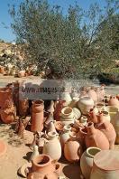 djerba;guellala;ile;jerba;art;artisan;artisanat;sechage;four;jarre;poterie;potier;tradition;