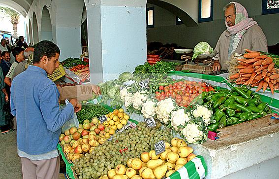 djerba;houmt;souk;ile;jerba;march;marche;Legumes;fruits;