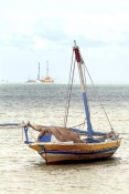 balneaire;barque;bateau;mer;peche;pecheur;plage