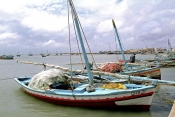 balneaire;barque;bateau;mer;peche;pecheur;plage