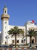 architecture-coloniale;façade;place;immeuble;sfax