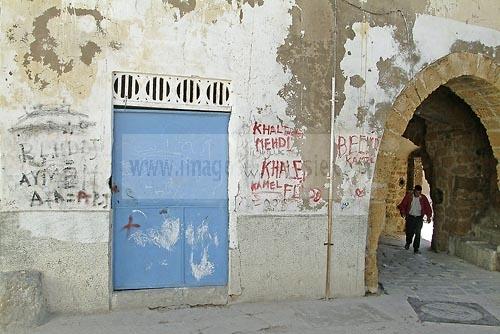 bizerte;architecture musulmane;façade;medina;porte