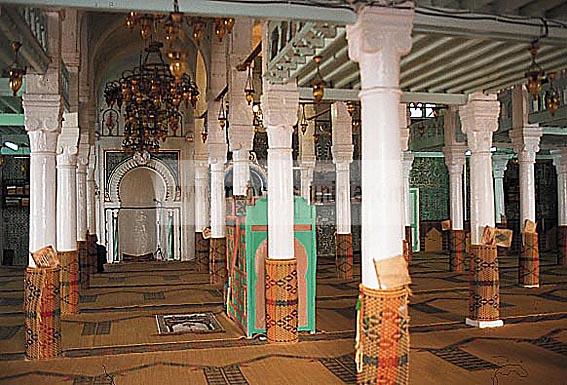 mahdia;architecture;musulmane;medina;Mosquee;Mosque;salle;des;prires;