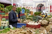 marché;légumes;poissons;marché-central;fromages;olives;vendeur