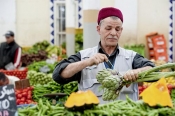 marché;légumes;poissons;marché-central;fromages;olives;vendeur