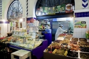 marché;légumes;poissons;marché-central;fromages;olives;vendeur