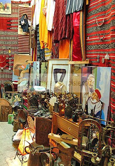 shopping;tunis;souk;el;trouk;souk;medina;artisanat;architecture;musulmane;