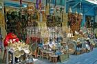 artisan;artisanat;cuivre;medina;shopping;souk;tunis;tradition;