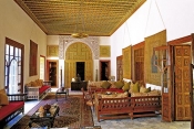 village;architecture-musulmane;maison;Palais;dar;Ennajma-Ezzarha;baron-derlanger;bit;salon;chambre;decoration;Sidi-Bou-Said