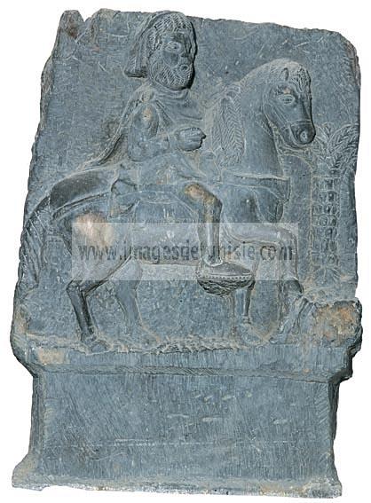 bas-relief;numide;antiquite;stele;