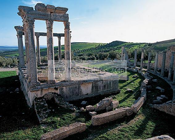 architecture;antique;antiquite;romain;dougga;temple;caelestis;