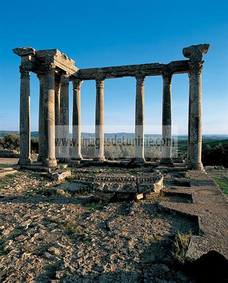 architecture;antique;antiquite;romain;dougga;temple;caelestis;