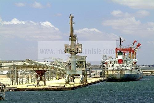 port;economie;industrie;sfax