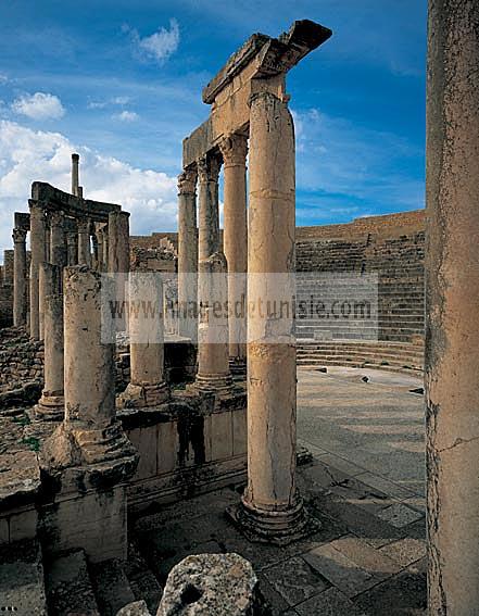 architecture antique;antiquite;romain;dougga;theatre