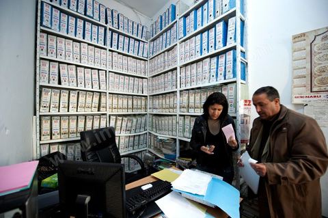 12 mars 2011 : Bureau de la comptabilité de l'UGGT. Au coeur de l'UGTT (Union Générale Tunisienne du Travail), siège historique de la Place Mohamed Ali à Tunis.