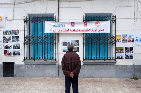 12 mars 2011 : Au coeur de l'UGTT (Union Générale Tunisienne du Travail), siège historique de la Place Mohamed Ali à Tunis.
