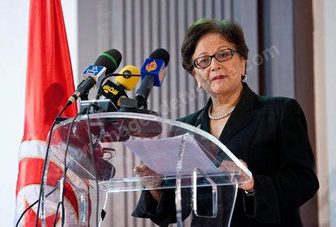 Mme Souhayr Belhassen, présidente de la FIDH au Séminaire organisé en Tunisie par la FIDH, Fédération Internationnale des ligues des Droits de l'Homme, sur la transition démocratique en Tunisie. les 17 au 19 mars 2011.