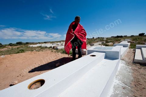Cimetière et tombe de Mohamed Bouazizi près de Sidi Bouzid