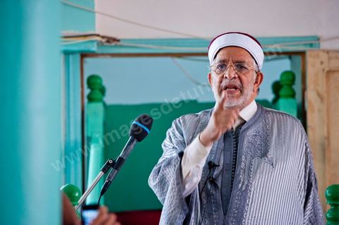 Prêche du Cheikh Mourou le vendredi 10 juin à la Grande Mosquée de Métlaoui après les affrontements du 3 au 5 juin 2011 dans la ville de Metlaoui