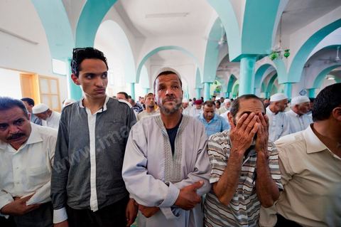 Prêche du Cheikh Mourou le vendredi 10 juin à la Grande Mosquée de Métlaoui après les affrontements du 3 au 5 juin 2011 dans la ville de Metlaoui
