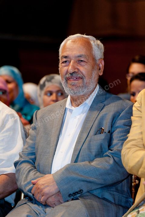 13 août 2011 : Rached Ghannouchi à la Commération par le parti Ennahda de la Fête de la Femme et du Code du Statut personnel tunisien au Palais des Congrés de Tunis, avec discours de Farida Laabidi, militante, de Rached Ghannouchi, fondateur et chef du parti Ennahda, ainsi que Psycho-M, rappeur fortement engagé dans ses propos islamistes. Rached Ghannouchi annonce la volonté de ne pas inscrire la polygamie dasn la prochaine élection, la Tunisie n'ayant pas les moyens pour cela ...
