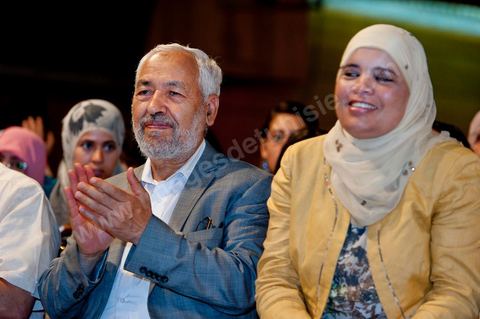 13 août 2011 : Rached Ghannouchi et Farida Laabidi à la Commération par le parti Ennahda de la Fête de la Femme et du Code du Statut personnel tunisien au Palais des Congrés de Tunis, avec discours de Farida Laabidi, militante, de Rached Ghannouchi, fondateur et chef du parti Ennahda, ainsi que Psycho-M, rappeur fortement engagé dans ses propos islamistes. Rached Ghannouchi annonce la volonté de ne pas inscrire la polygamie dasn la prochaine élection, la Tunisie n'ayant pas les moyens pour cela ...
