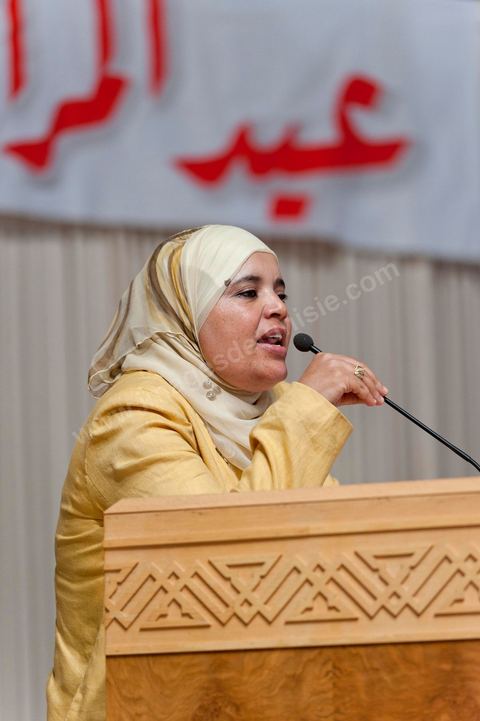 13 août 2011 : discours de Farida Labidi, memebre du bureau exécutif d'Ennahda, à la  Commération par le parti Ennahda de la Fête de la Femme et du Code du Statut personnel tunisien au Palais des Congrés de Tunis, avec discours de Farida Laabidi, militante, de Rached Ghannouchi, fondateur et chef du parti Ennahda, ainsi que Psycho-M, rappeur fortement engagé dans ses propos islamistes. Rached Ghannouchi annonce la volonté de ne pas inscrire la polygamie dasn la prochaine élection, la Tunisie n'ayant pas les moyens pour cela ...