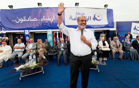 1er octobre 2011 à Sidi Bouzid : discours de Hamadi Jebali Secrétaire Général du Parti au Grand meeting du parti Ennahdha pour le premier jour du lancement de la campagne électoralre pour l'élection de l'assemblée constituante le 23 octobre. le parti Ennahdha à tendenace islamique a choisi pour son premier meeting de campagne la ville symbolique de la révolution Sidi Bouzid avec la présence de Rached Ghannouchi Leader du parti, des Membres du Bureau Executif du Parti et de certains candidats des listes des différentes régions du pays.