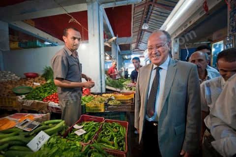 Mustapha Ben Jaafar en campagne à Grombalia au Cap Bon pour la liste Nabeul de Ettakatol, rencontres avec les citoyens