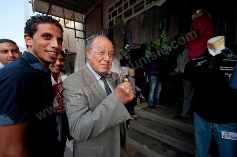 Mustapha Ben Jaafar en campagne à Grombalia au Cap Bon pour la liste Nabeul de Ettakatol, rencontres avec les citoyens