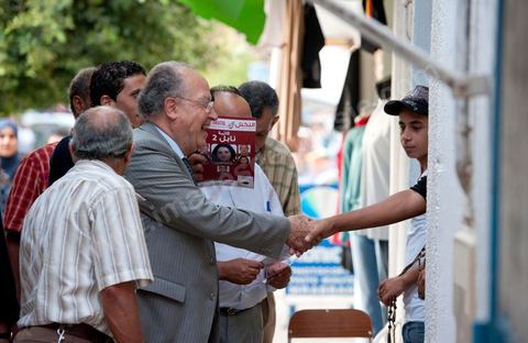 Mustapha Ben Jaafar en campagne à Grombalia au Cap Bon pour la liste Nabeul de Ettakatol, rencontres avec les citoyens