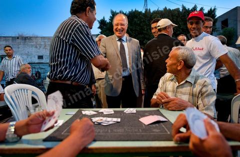 Mustapha Ben Jaafar en campagne à Menzel Bouzelfa au Cap Bon pour la liste Nabeul de Ettakatol, rencontres avec les citoyens