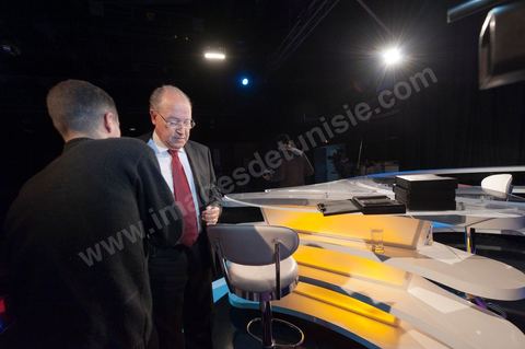 10 octobre 2011 : Mustapha Ben Jaafar à la chaîne de Télévision Hannibal pour une interview ddasn le cadre de la campagne pour l'assemblée constituante.