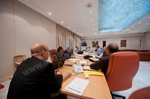27 octobre : réunion avec Kamel Jendoubi, président de l'ISIE, et des memebres de l'ISIE pour les dernières délibérations des résultats des élections à quelques minutes de la décision de remise des résultats des élections et de l'annulation de plusieurs listes.