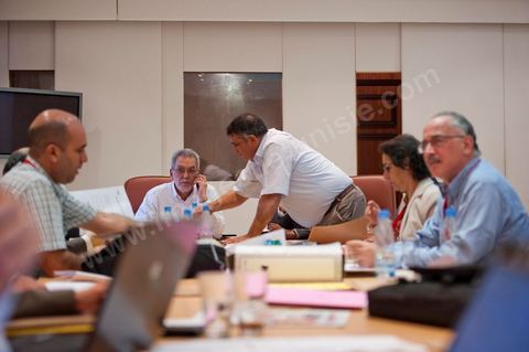 27 octobre : réunion avec Kamel Jendoubi, président de l'ISIE, et des memebres de l'ISIE pour les dernières délibérations des résultats des élections à quelques minutes de la décision de remise des résultats des élections et de l'annulation de plusieurs listes.