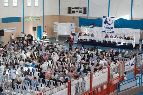8 octobre : meeting de quartier de Ennahdha au gymnase de Megrine durant la première semaine de la campagne électorale pour l'assemblée constituante. Présentation de la liste de Ben Arous. 
